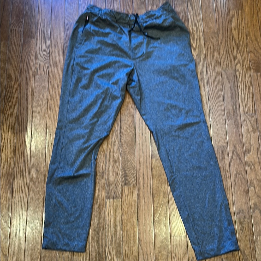 Men's Gray Pants four laps